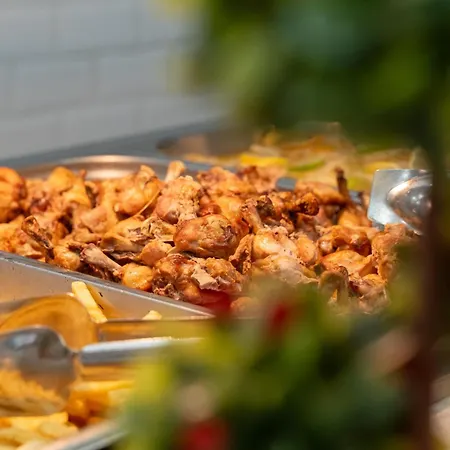 Mpm Orel מלון סאני ביץ'